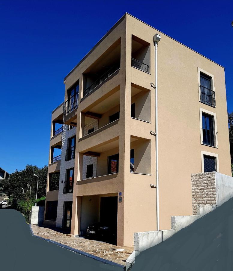 Ralux Apartman Tivat Eksteriør bilde